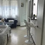 Sejour Detente Lumineux Balcon Cuisine Equipee Wifi * Nizza