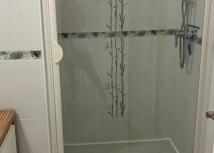 Appartamento Detente Lumineux Balcon Cuisine Equipée Wifi Nizza