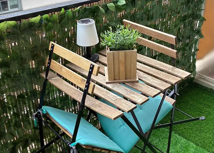 Detente Lumineux Balcon Cuisine Equipée Wifi *