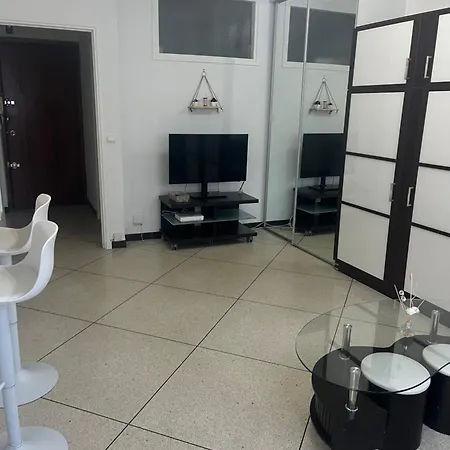 Lumineux Avec Balcon A Apartament